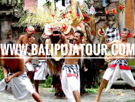 Barong and Kriss Dance at Batubulan Village